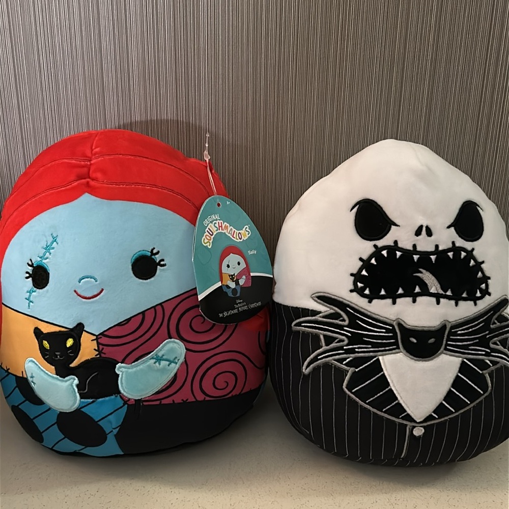 ✨Reduced NWT Disney & Squishmellows  NIGHTMARE BEFORE CHRISTMAS 2 - Jack & Sally